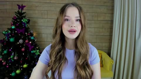 Snapshot of milanabalmain chatting on December 22, 9:11 am MilanaBalmain online show from December 22, 9:11 am