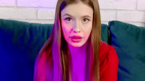 Snapshot of milanabalmain chatting on February 5, 5:10 pm MilanaBalmain online show from February 5, 5:10 pm