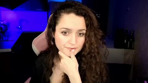 milanabankss online show from May 30, 9:11 pm