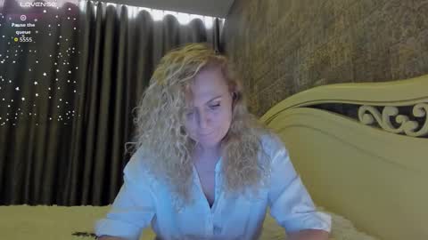 Snapshot of milanna_x chatting on October 15, 7:05 pm milanna_x online show from October 15, 7:05 pm