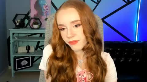 Mila online show from May 21, 9:18 am