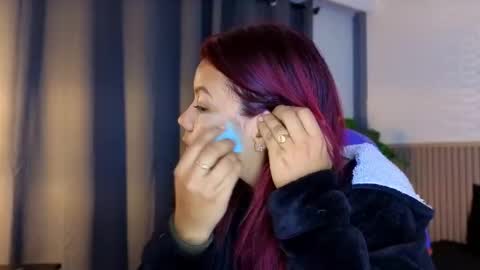 milena_lawson online show from January 14, 11:26 am