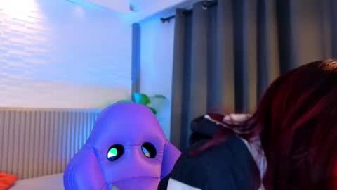 milena_lawson online show from January 6, 12:31 pm