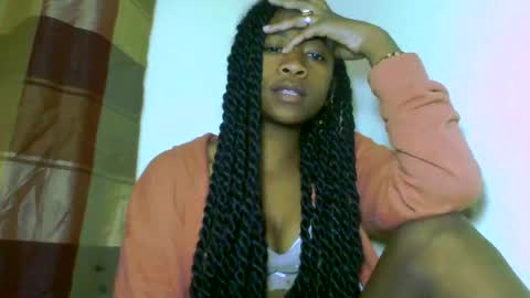 milennah online show from July 24, 10:24 am