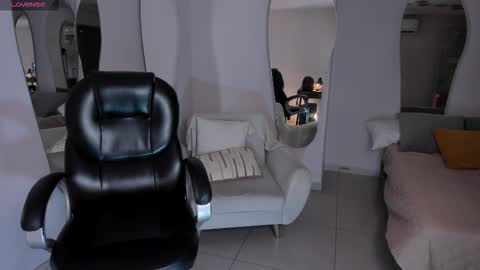 Miley Cruz  IG miley model23 online show from March 8, 5:17 pm