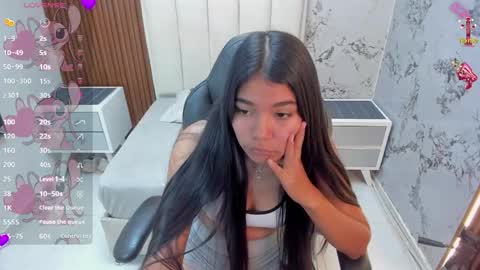 MILEY online show from March 16, 1:04 pm