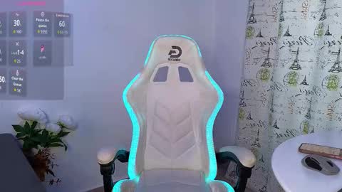 Miley Sin online show from October 31, 11:58 am