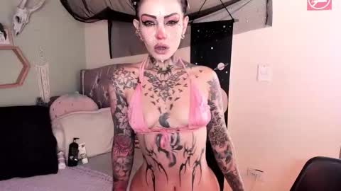 Snapshot of milf_onlyseduction chatting on September 19, 2:27 pm Isabella online show from September 19, 2:27 pm
