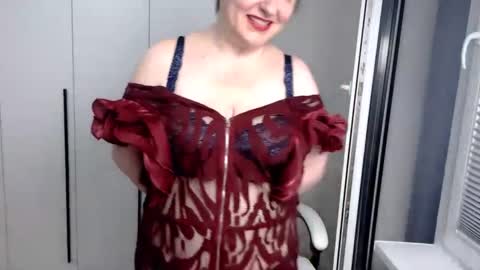 MilfScarlette online show from February 27, 5:24 am