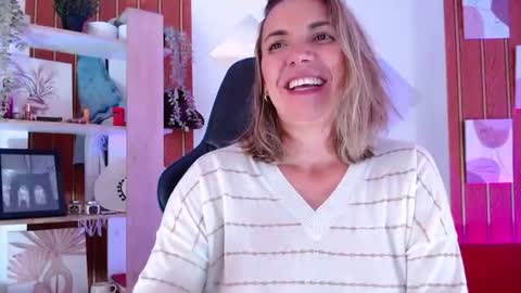 Sara  online show from July 28, 2:13 pm