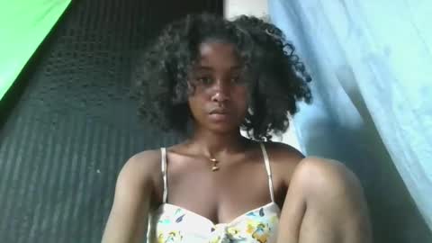 milinasy online show from February 18, 3:44 pm