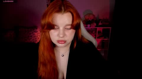 Snapshot of milky_wayx chatting on October 1, 5:07 pm Lisa online show from October 1, 5:07 pm