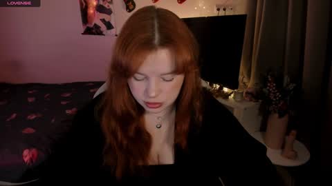 Snapshot of milky_wayx chatting on January 2, 7:23 am Lisa online show from January 2, 7:23 am
