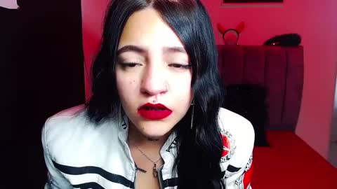 Snapshot of millacounisslosexanal chatting on September 27, 12:12 pm Violeta online show from September 27, 12:12 pm