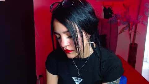 Snapshot of millacounisslosexanal chatting on September 17, 3:43 pm Violeta online show from September 17, 3:43 pm