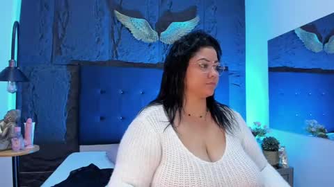 Milla Grey  online show from May 15, 1:14 pm