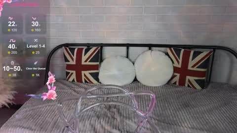 Snapshot of millaholt chatting on October 13, 2:47 am Hello Im Mila online show from October 13, 2:47 am
