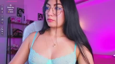 Snapshot of miller_vanessa_ chatting on September 22, 8:40 pm miller_vanessa_ online show from September 22, 8:40 pm