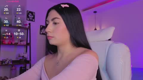 miller_vanessa_ online show from June 11, 8:49 pm