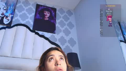 milleyjones_ online show from March 30, 12:16 pm