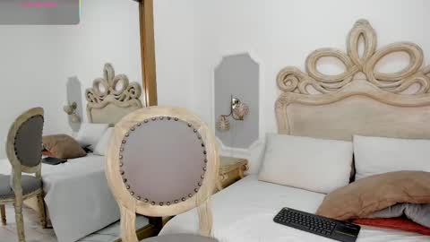 millie_byers online show from September 16, 4:37 pm