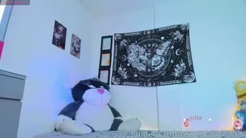         online show from July 18, 9:12 am