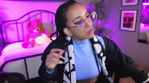 millie_volturi online show from July 28, 12:48 pm