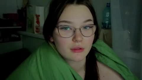 Millie online show from October 19, 12:29 pm