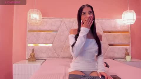 millie  online show from May 31, 3:34 am