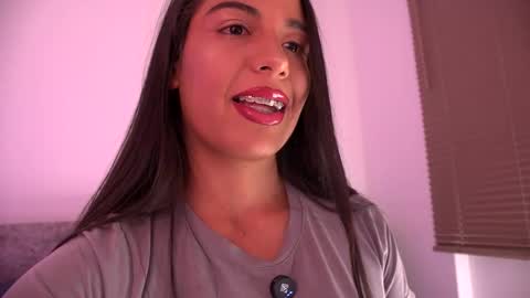 gaby online show from December 4, 4:37 am