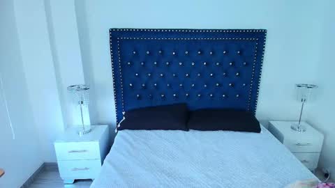 Milu ballmer  online show from September 22, 7:01 pm