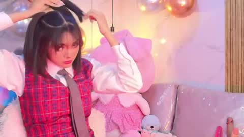 milu_carbajal_x online show from July 29, 6:24 am