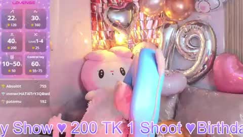 milu_carbajal_x online show from July 28, 11:17 am
