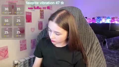 Emily online show from June 25, 5:58 pm