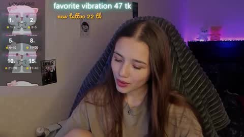 Emily online show from November 22, 3:26 pm