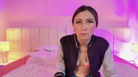 Milly  online show from February 28, 3:37 am