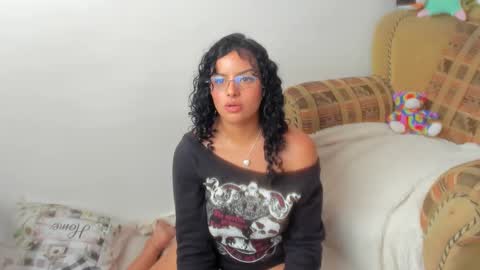 Snapshot of mimi_sa chatting on September 24, 9:03 pm Mimii online show from September 24, 9:03 pm