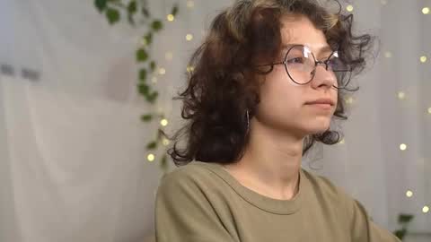  IRIS  online show from September 19, 8:57 am