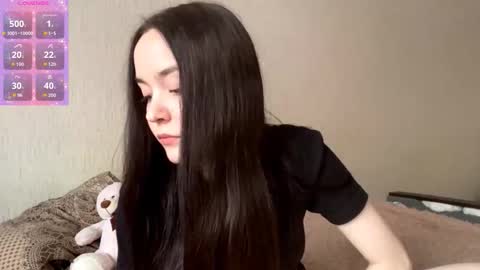 mimipurr online show from November 17, 10:27 am