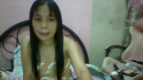 Snapshot of mimiyolove chatting on February 5, 1:04 am mimiyolove online show from February 5, 1:04 am
