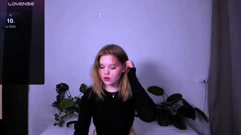 hi Im Mina  online show from January 24, 9:06 am