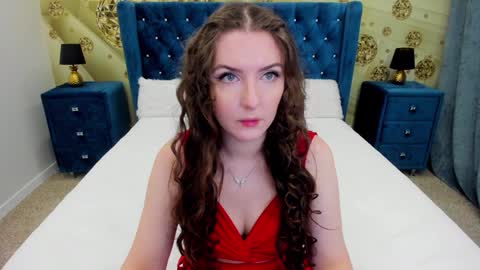 Snapshot of minchelskatrina chatting on December 31, 4:38 am minchelskatrina online show from December 31, 4:38 am
