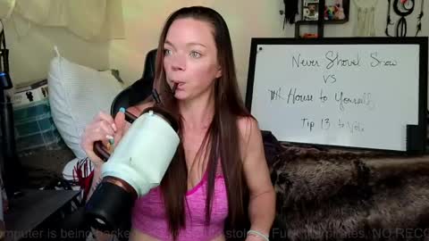 Mindy Mars online show from April 14, 3:56 pm