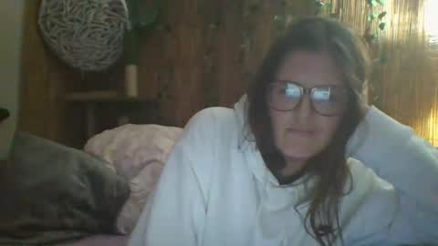 Mindy online show from October 16, 1:14 pm