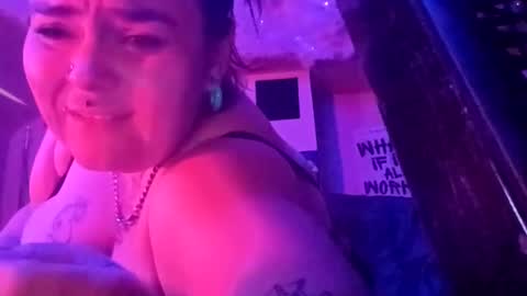 mindyourvib3z online show from June 2, 4:13 am