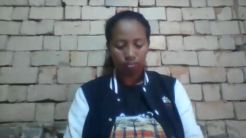 Snapshot of minie4tina chatting on September 22, 5:50 am Minie4Tina online show from September 22, 5:50 am