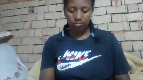 Snapshot of minie4tina chatting on January 1, 6:58 am Minie4Tina online show from January 1, 6:58 am