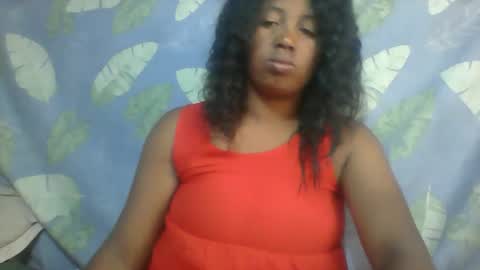 Snapshot of minie4tina chatting on February 14, 8:21 am Minie4Tina online show from February 14, 8:21 am