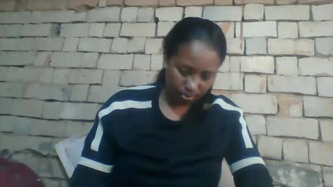Snapshot of minie4tina chatting on February 4, 7:07 am Minie4Tina online show from February 4, 7:07 am