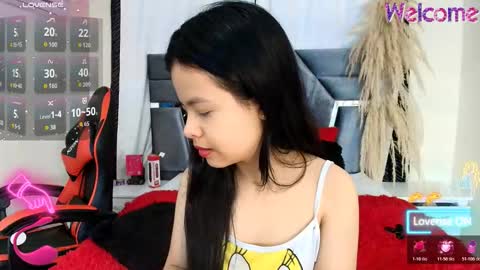 minilove_01 online show from November 29, 1:04 pm